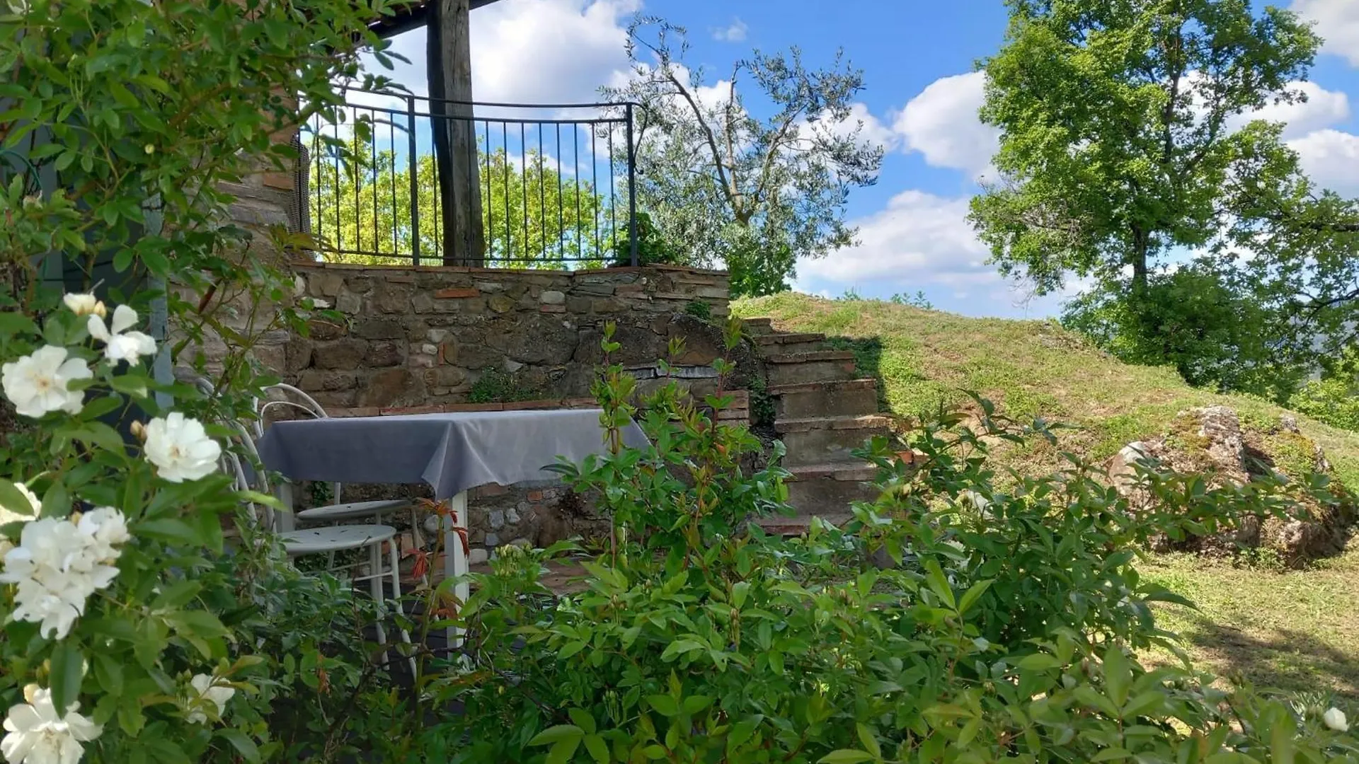 Apartment Agriturismo Timignano Monteguidi Italy